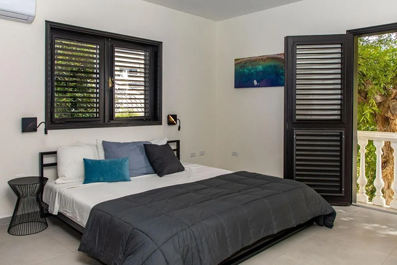 Zen Oceanfront Condo Kralendijk  Bonaire, Saint Eustatius and Saba